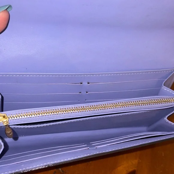 Louis Vuitton Monogram Vernis Patent Leather Sarah Wallet - Picture 4 of 7